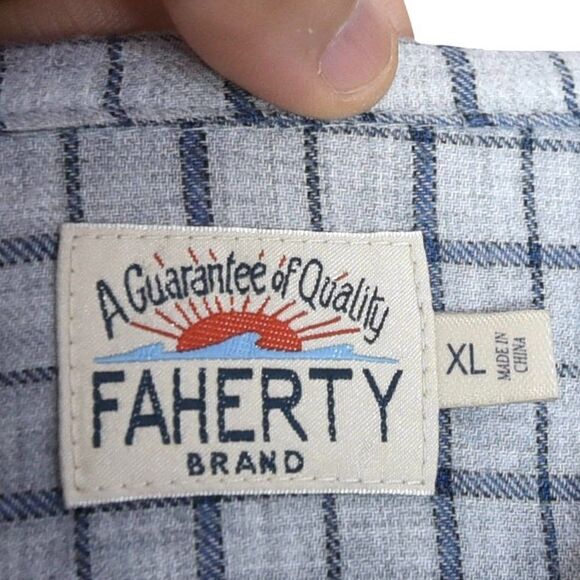 Faherty Brand Blue Gray Check Button Down Shirt Men’s XL 100% Cotton Soft Flanne - Picture 10 of 10